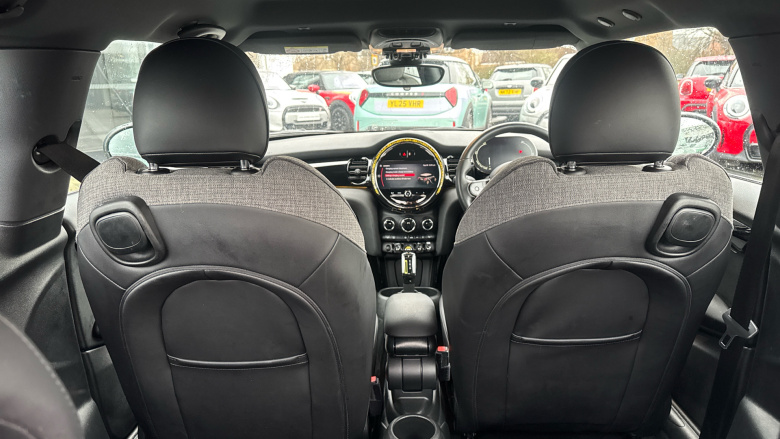 MINI Hatchback 135kW Cooper S Level 2 33kWh 3dr Auto Electric Hatchback